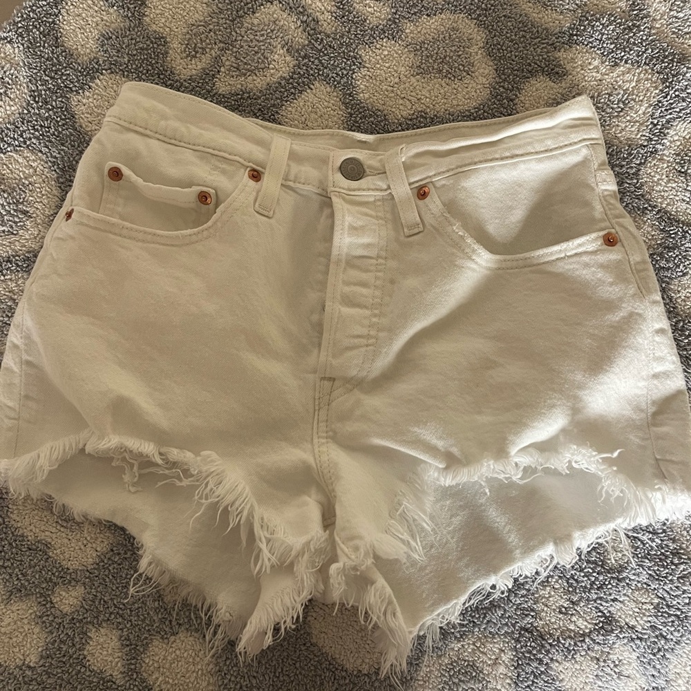 Women’s Levi 501 shorts